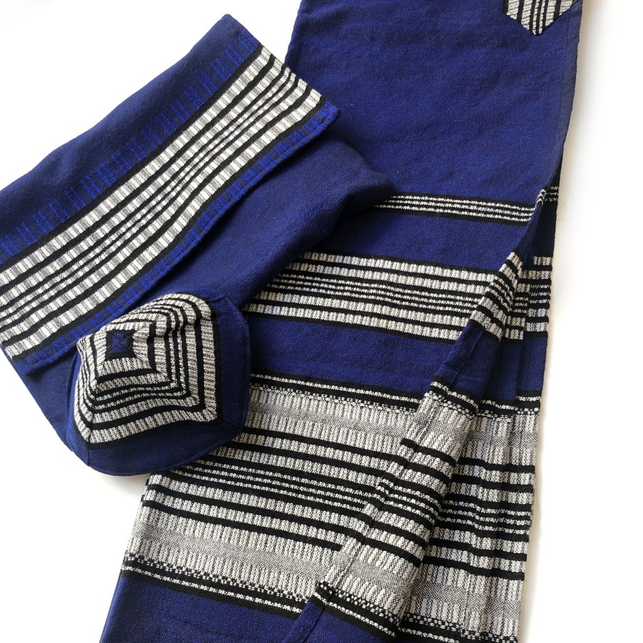 Elegant Gabrieli * | Gabrieli Tallit Yoel Cotton Tallit Grey And Black On Blue