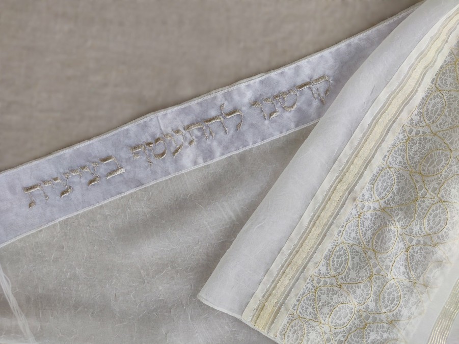 Elegant Gabrieli * | Gabrieli Tallit Lady Gabrieli Voile Tallit Gold Gabrieli Tallits